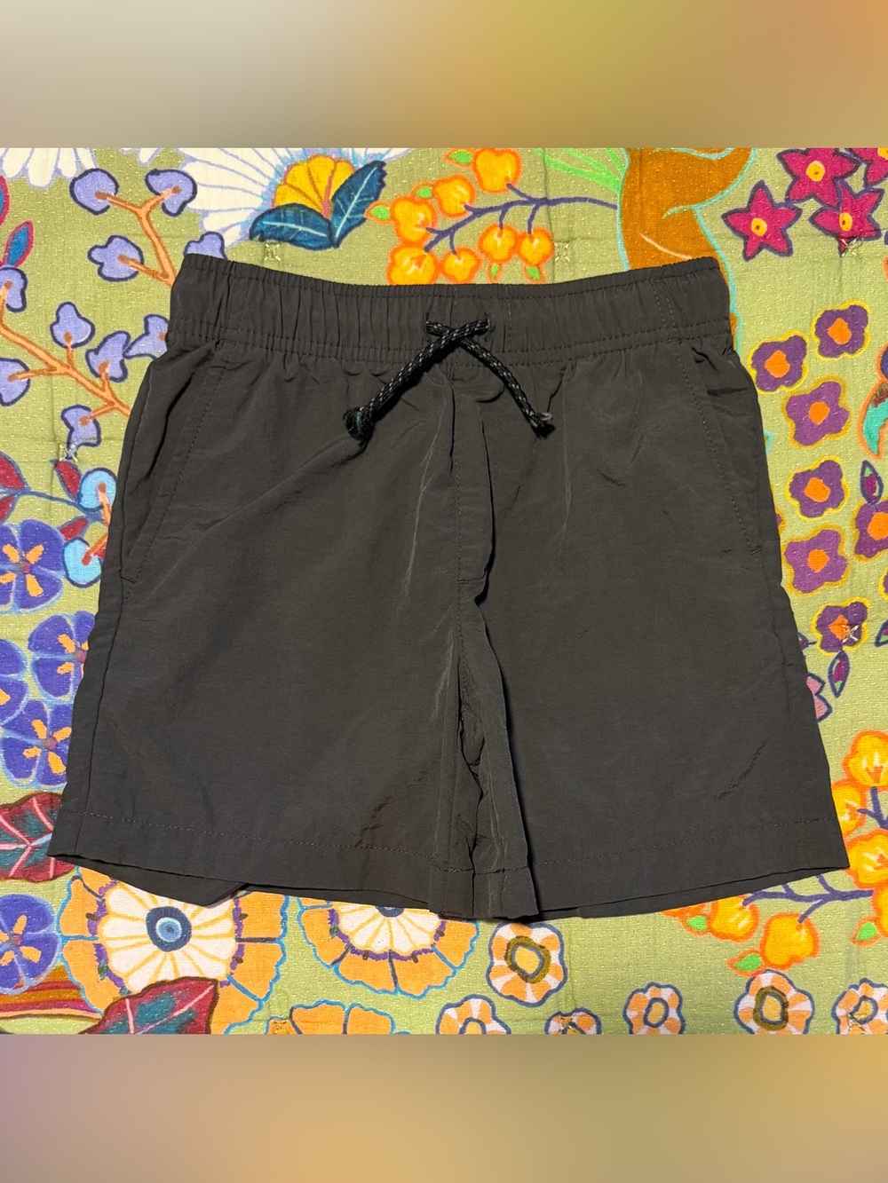 Old Navy Gray Dock Quick-Dry Shorts